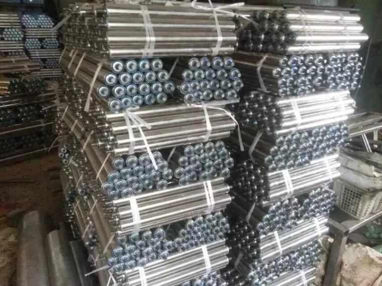 無動力滾筒和不銹鋼滾筒在使用中有什么不同？